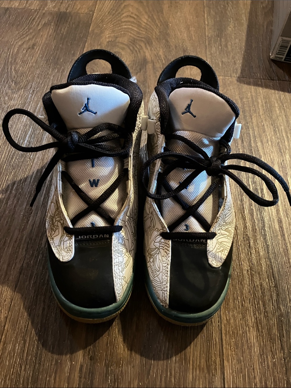 Vintage 2005 Jordan White, Black and Blue Dub Zeros with Teal Jumpman